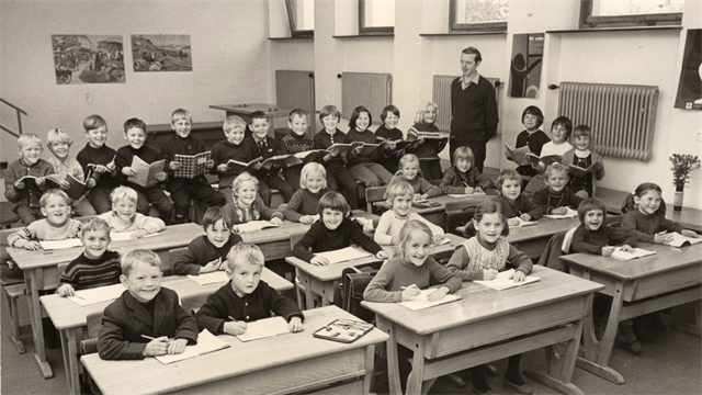 Schuljahr+1970-71%2c+Volksschule%2c+JG+1962-1964